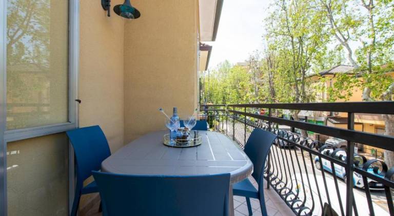 Holiday apartment with 2 rooms for 6 persons — photo 4