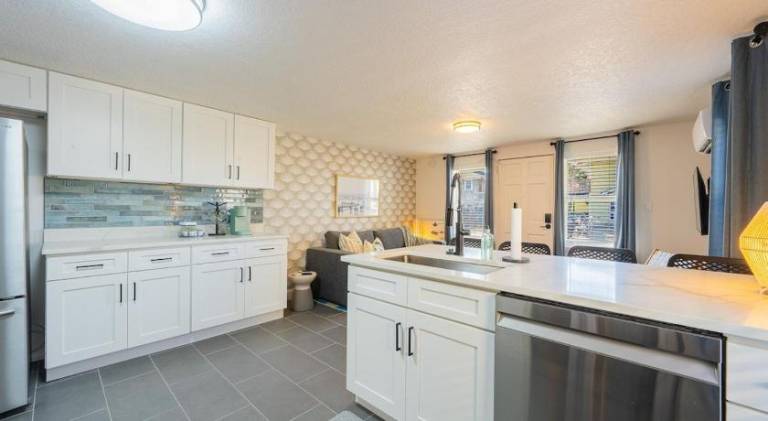Pleasant vacation home | Beach nearby | Pet-friendly — photo 3