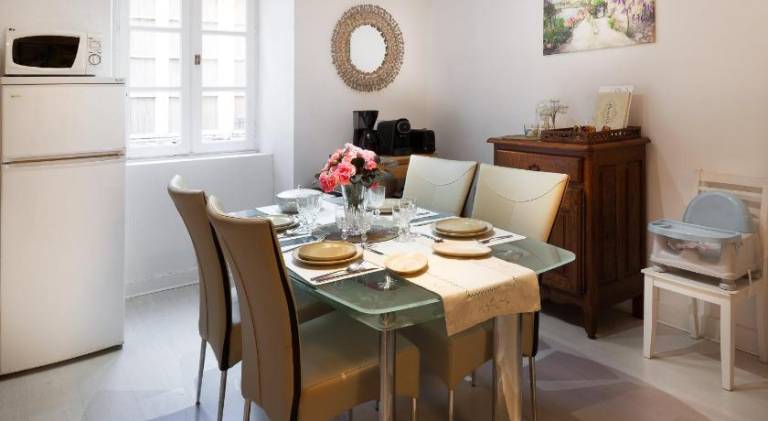 Holiday apartment with 2 rooms for 5 persons — photo 4
