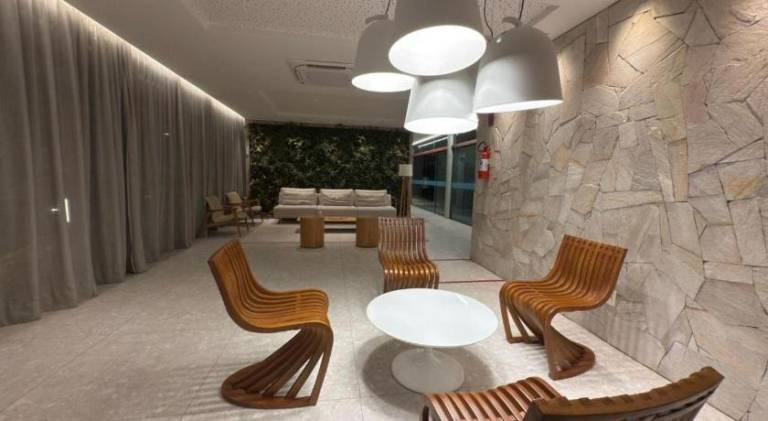 Apartment with pool — photo 5