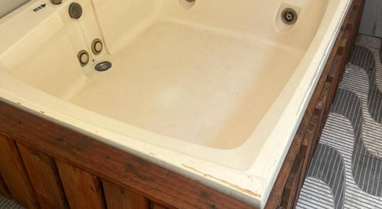 Nice vacation home with hot tub | Pets are welcome — photo 5