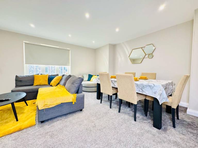 House Thetford