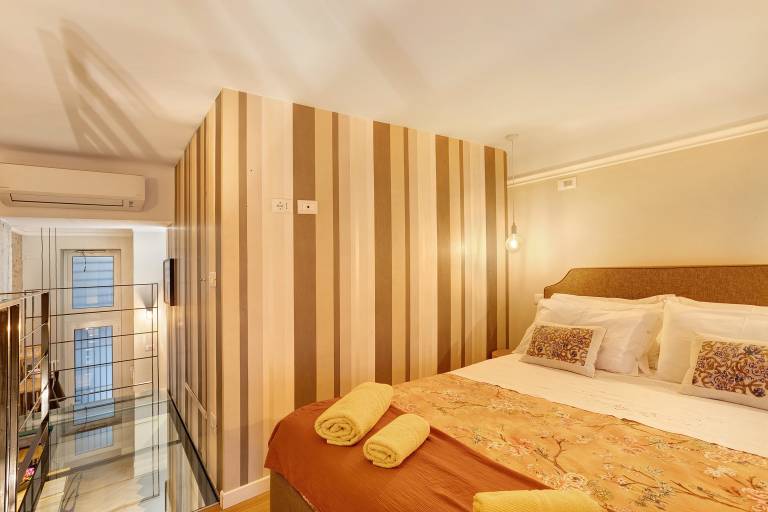 Apartment with terrace & fast internet | Next to Santa Maria delle Grazie — photo 4