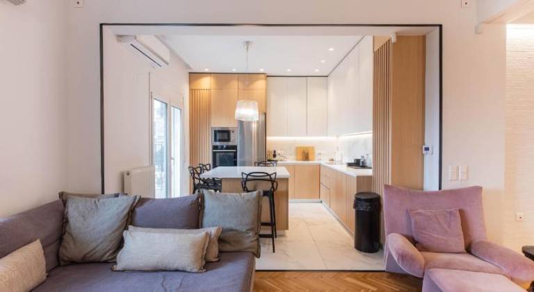 Marilyn by halu!, Luxe & Stylish 3BD retreat in Thessaloniki