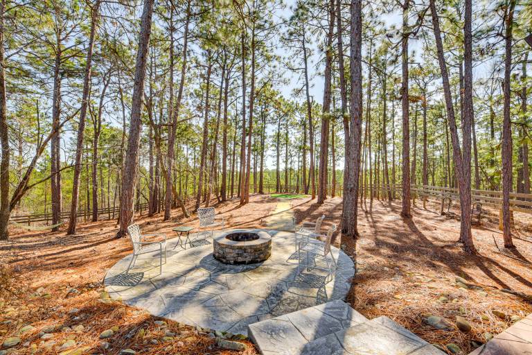 Fire Pit + Patio: Spacious Southern Pines Retreat — photo 2