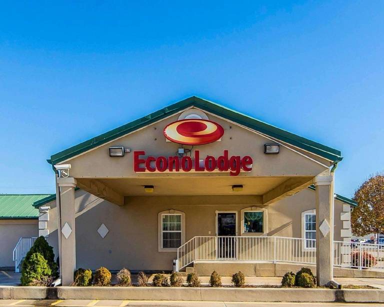 Econo Lodge Bartlesville Hwy 75 in Bartlesville, OK