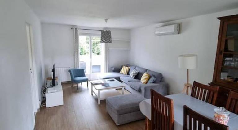Rental apartment with 5 rooms for 10 persons — photo 2