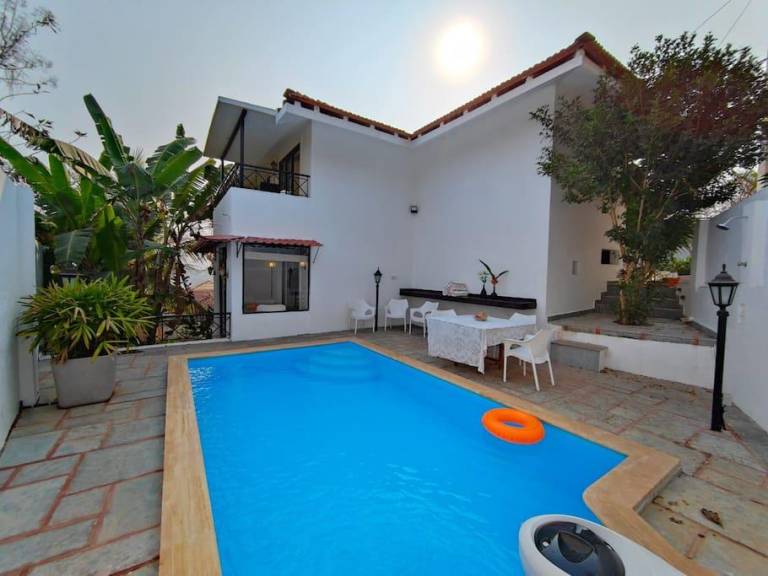 Villa Salvador do Mundo