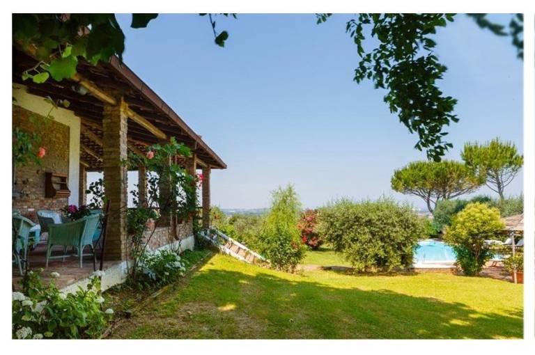 Children-friendly beautiful villa with private pool, garden & BBQ | Pool view | Pets are welcome — photo 3