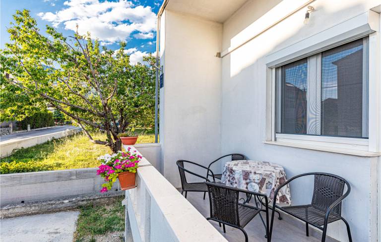 Apartman  Kaštel Stari