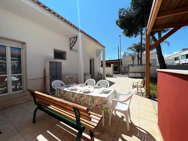Family-friendly wonderful vacation home with grill & garden | Pets allowed in Melendugno