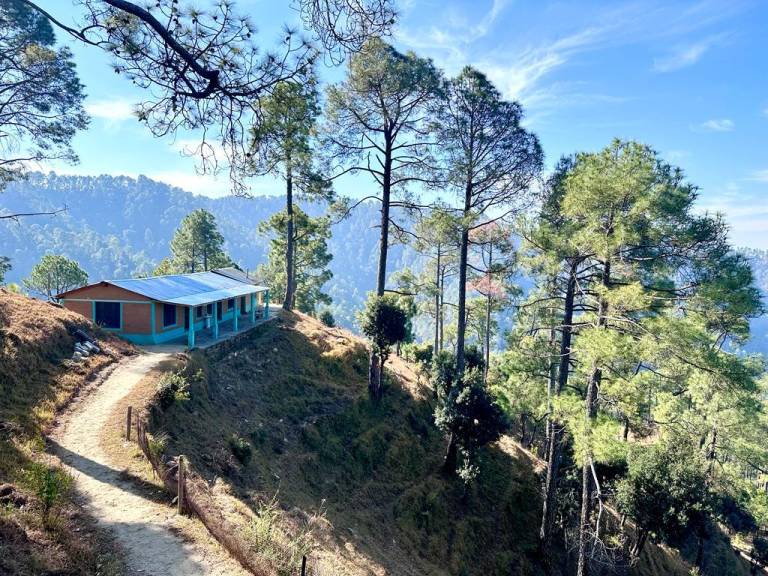 Vacation home with 2 rooms for 4 persons in Almora