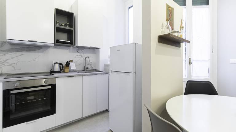 Apartment with yard | City view — photo 4
