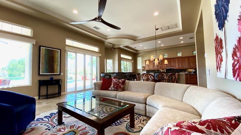 Tee Time 2BR Den with Private Pool, Spa & Stunning Views – a Greenday property! — photo 5