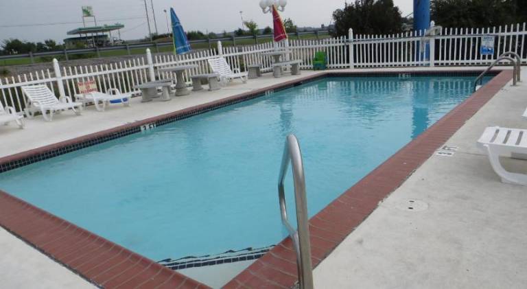 Patti's Inn and Suites — photo 5