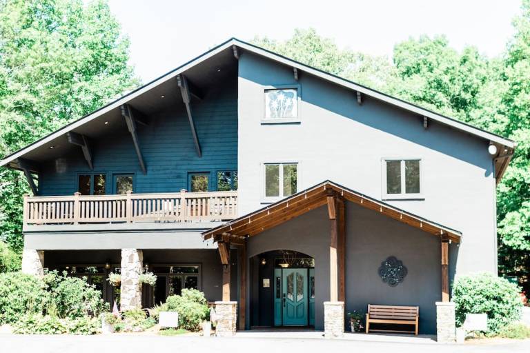 Lodge Helen