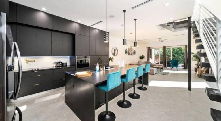 Las Olas Zen Home with Pool and Hot Tub Near Beach — photo 2