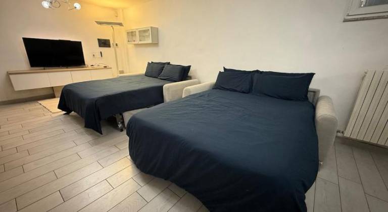 Apartment with 1 room for 6 persons in Legnano