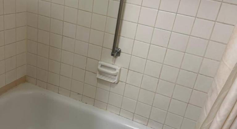 Airport Inn Flint Airport — photo 4