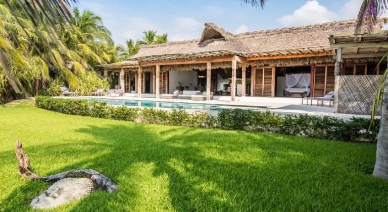 Villa with pool & jacuzzi in Oaxaca