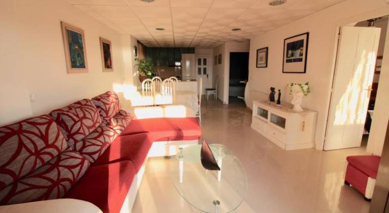 Beautiful apartment with patio | Beach nearby | Pet-friendly — photo 2