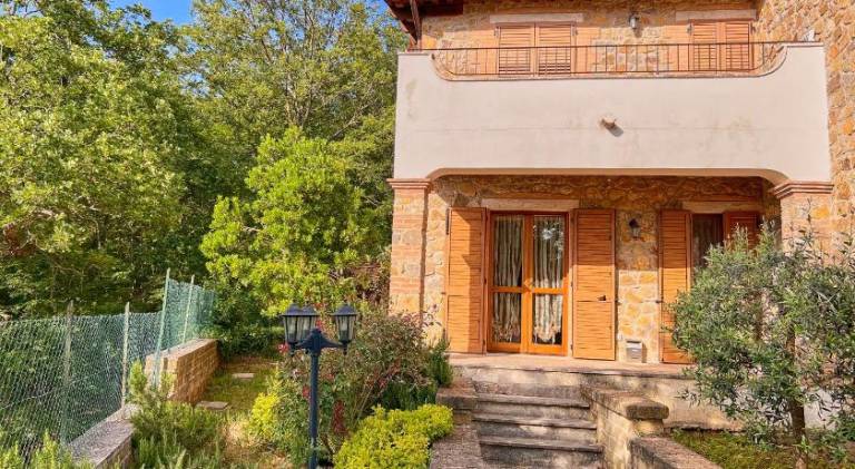 House with 2 rooms for 4 persons in Manciano