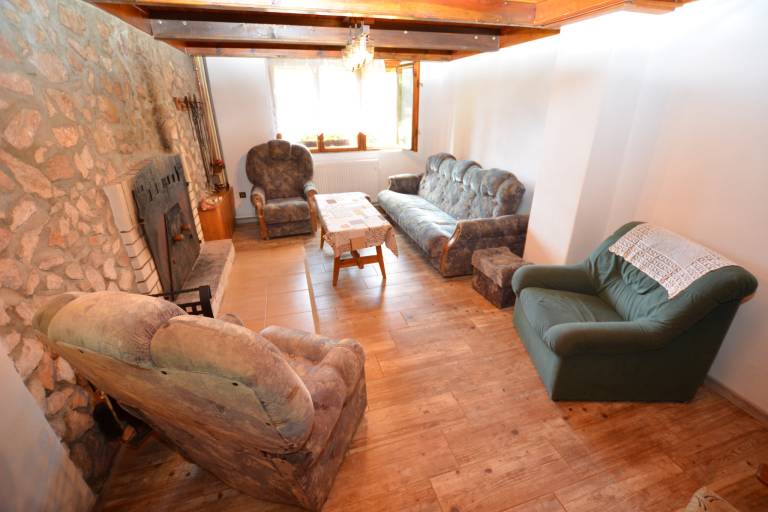 Pleasant chalet with yard, terrace & barbeque | Mountain view | Next to the ski | Pet-friendly — photo 3