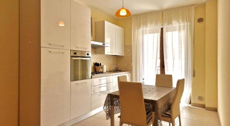 Holiday apartment with 2 rooms for 4 persons in L'Aquila
