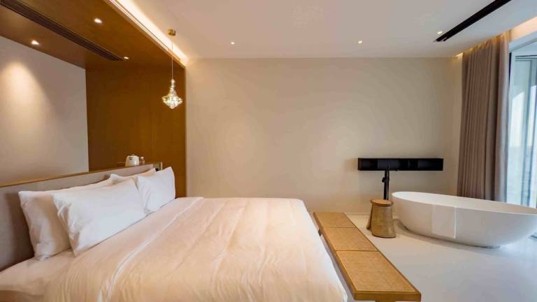 Bed and breakfast  Longhu