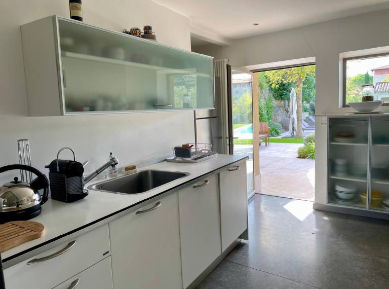 Villa with 4 rooms for 8 persons — photo 4