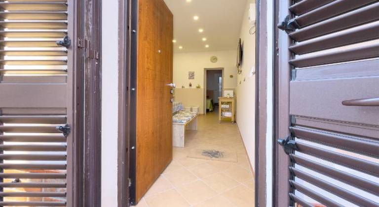 Beautiful house with patio & BBQ | Good for workation | Pets allowed — photo 5