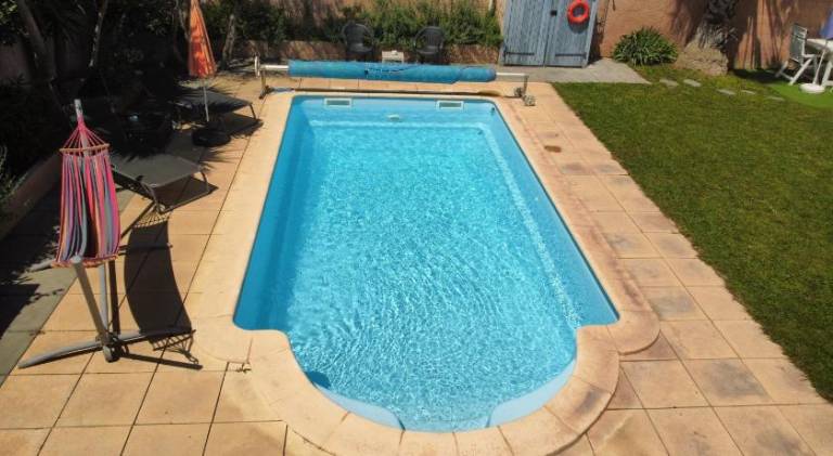 Tranquillo avec piscine privee in Istres