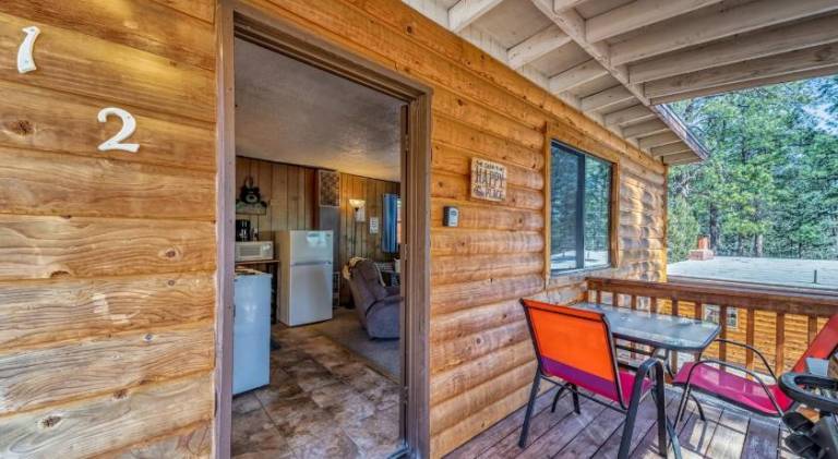 House with hot tub | Pet-friendly in Ruidoso, NM