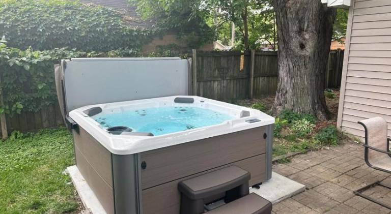Vacation home | Good for workation in Des Moines, IA