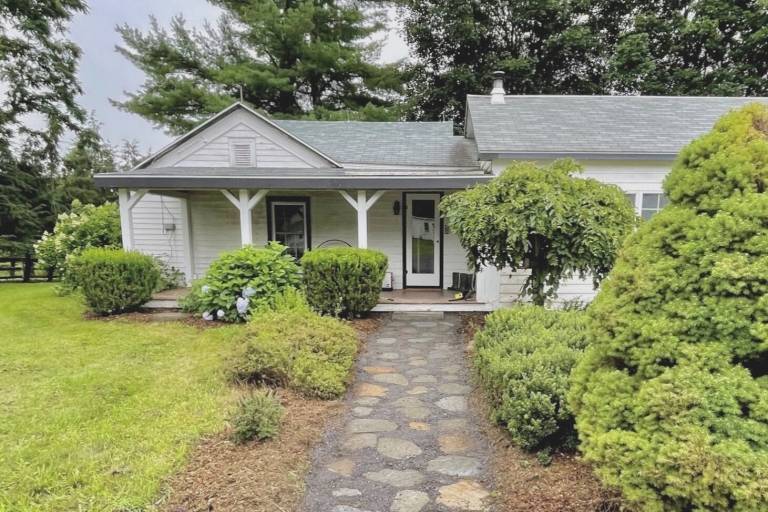 Farmhouse  Greenville