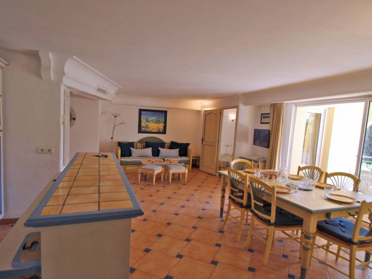 Appartement T4- Schwimmbad Residenzen- Klimaanlage — photo 4