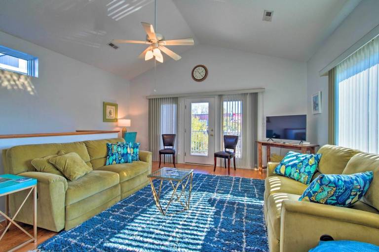 Condo Southport