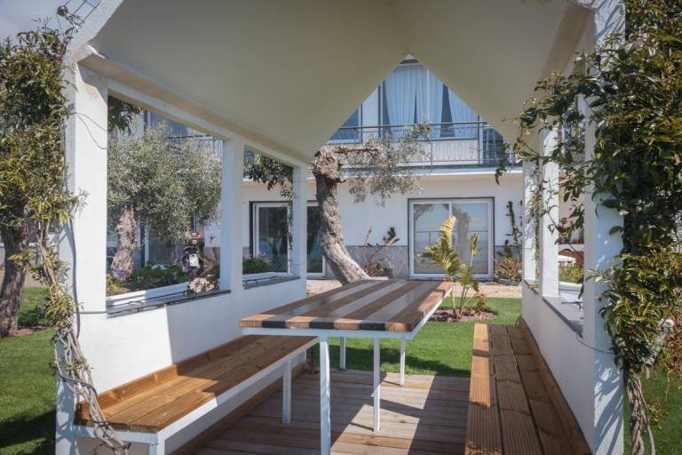 Apartment Casa Lorenzo with Sea View, Shared Garden, Air Conditioning and Wi-Fi — photo 5