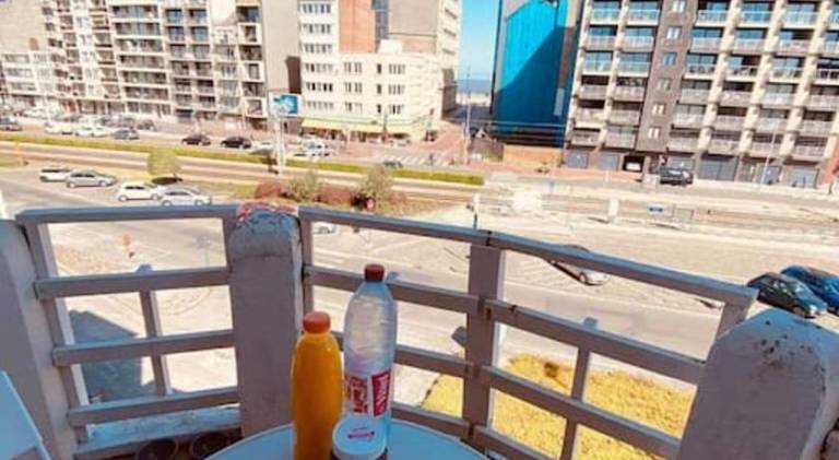 Rental apartment with 2 rooms for 5 persons in Blankenberge