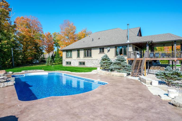 House  Buckhorn