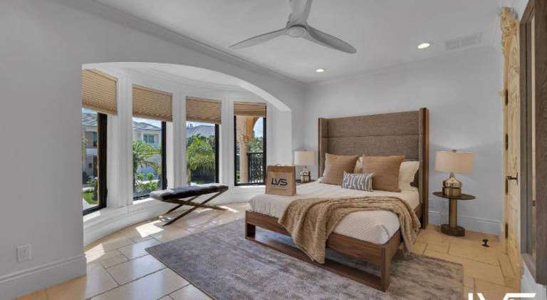 Villa Rhodes Palatial Waterfront Beach Estate — photo 2