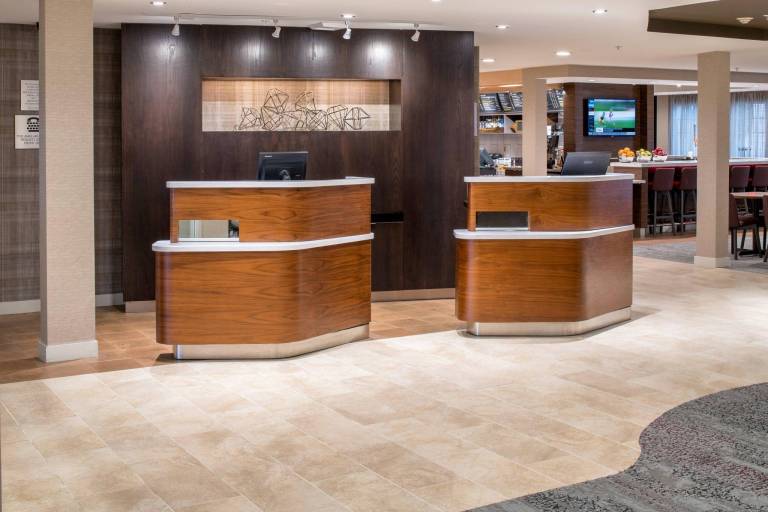 Courtyard by Marriott Portland North in Portland, OR