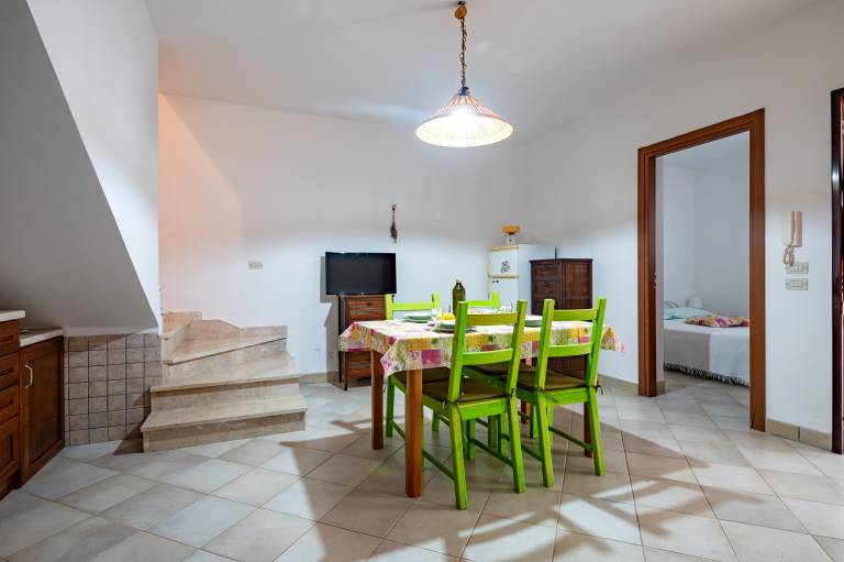 Villa 'Flower House In Carisciola' with sea view, private terrace and air conditioning — photo 4