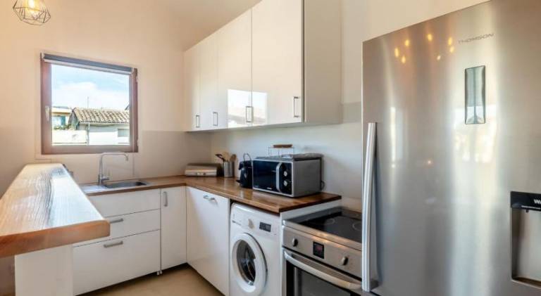 Olive- Vaste appartement donnant sur la Sorgue — photo 5