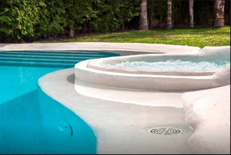 Children-friendly villa with yard, jacuzzi & private pool | Beach nearby | Dogs allowed — photo 2