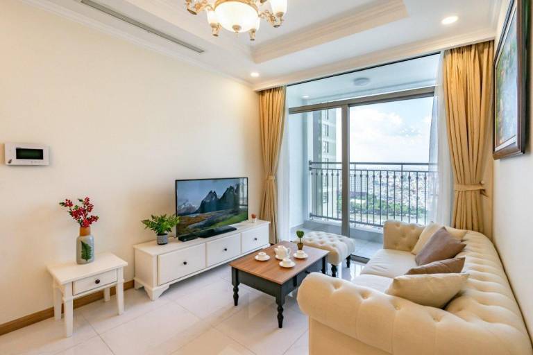 Rental apartment with pool & jacuzzi | Good for workation | Pets allowed in Ho Chi Minh City