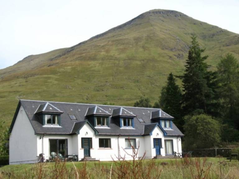 Cottage  Crianlarich