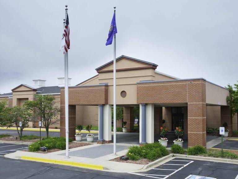 DoubleTree by Hilton Hotel Milwaukee Brookfield