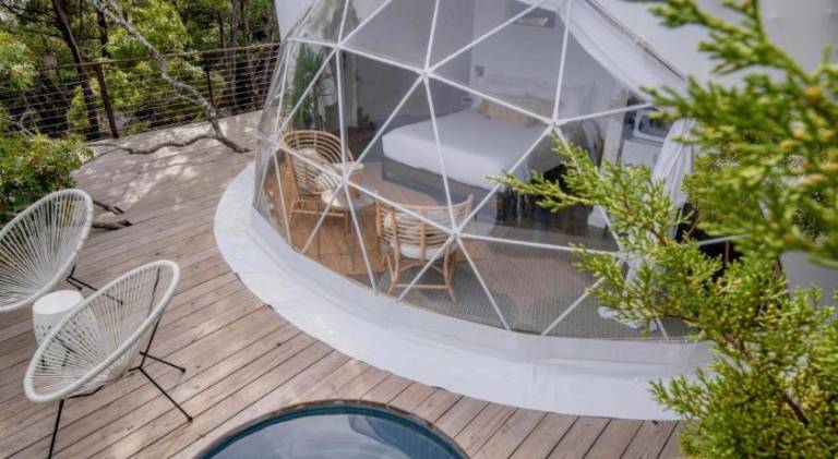 Tent with patio | Pets are welcome — photo 3