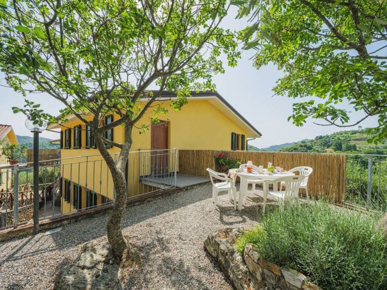 Ferienwohnung in Lucca, Arliano für max. 4 Personen Ferienwohnung in Lucca, Arliano für max. 4 Personen